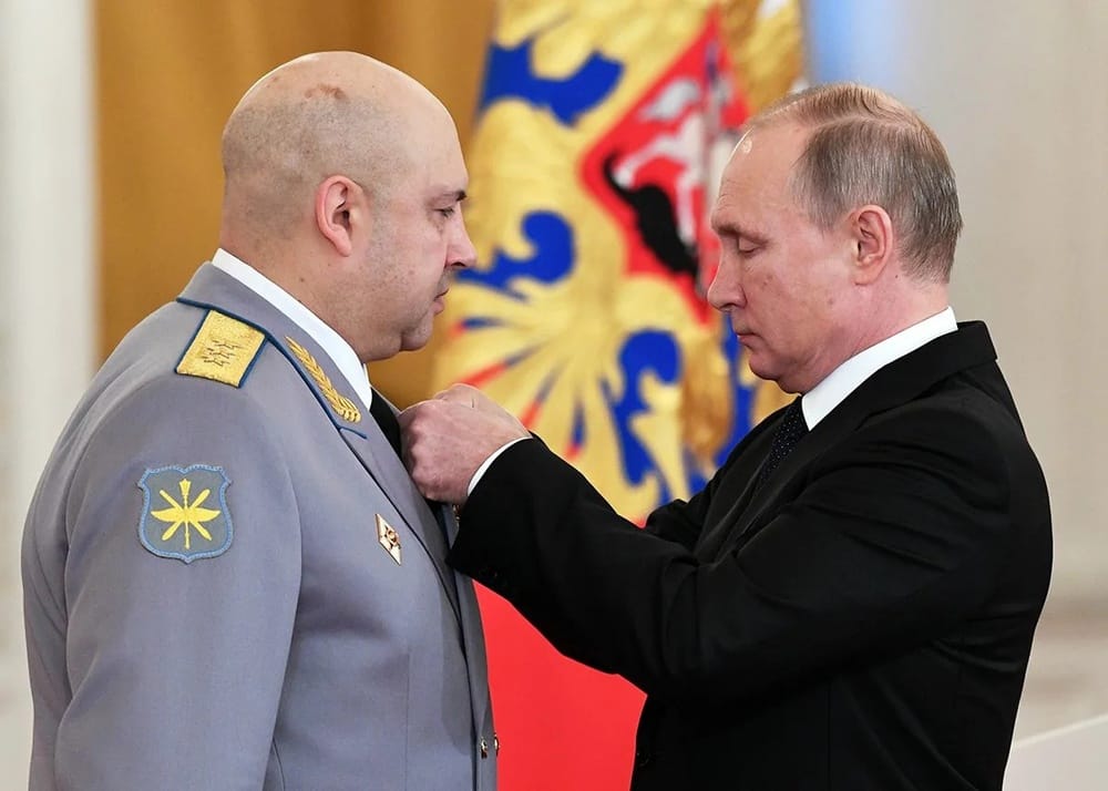 Команда Навального нашла связь активов командующего российскими войсками в Украине Суровикина с Тимченко и Сирией