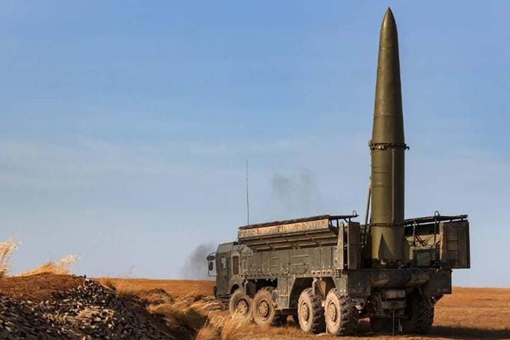 Павел Подвиг: НАТО нечего сказать Путину в ответ на размещение ядерных зарядов в Беларуси, потому что его участники тоже так поступают