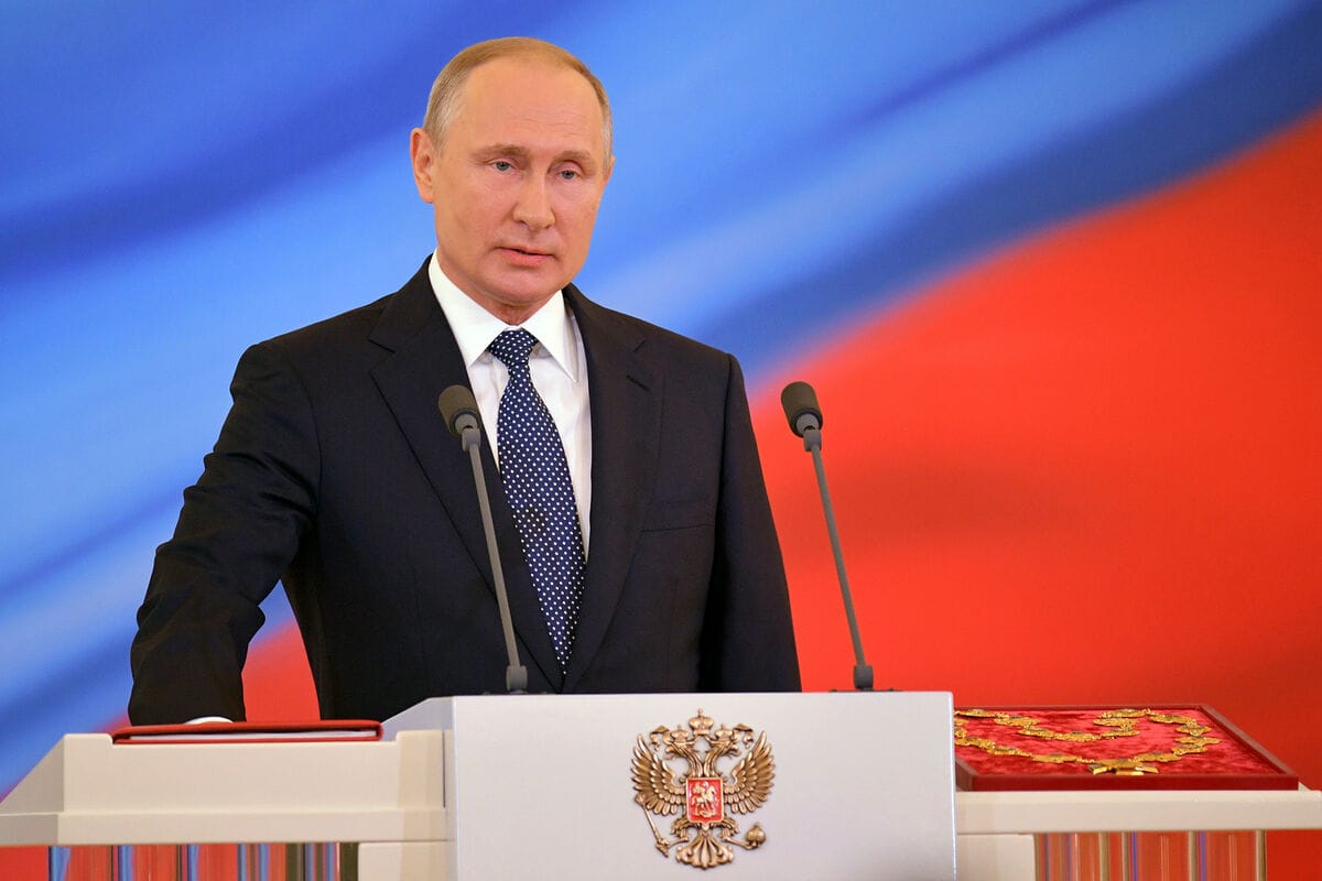 Путин назвал условия переговоров с Киевом. Среди них — снятие санкций, вывод украинских войск из ДНР, ЛНР, Херсонской и Запорожской областей