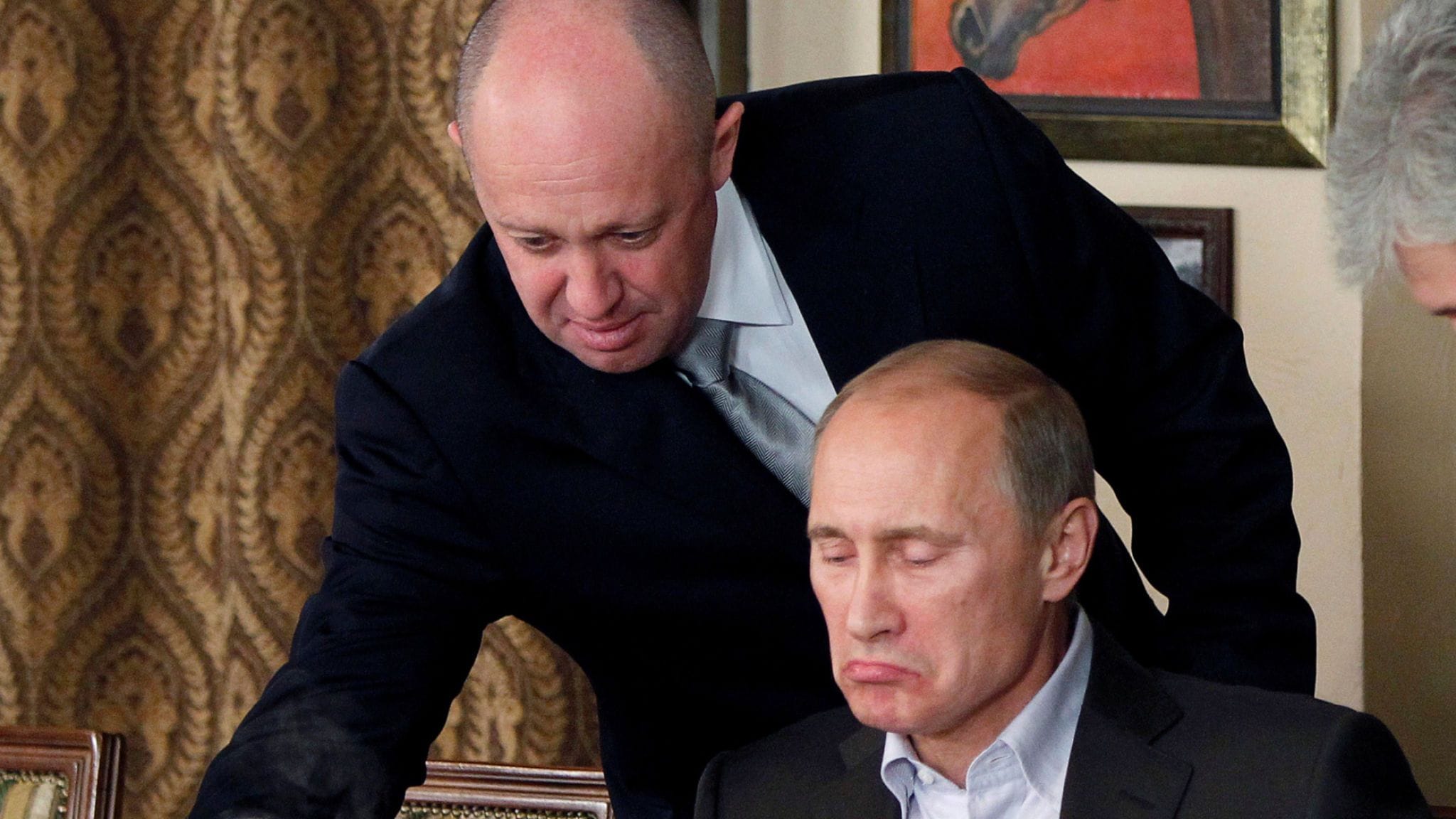 "Росбалт": владелец "фабрики троллей" и ЧВК Вагнера в молодости отсидел за кражу, мошенничество и нападение на женщину