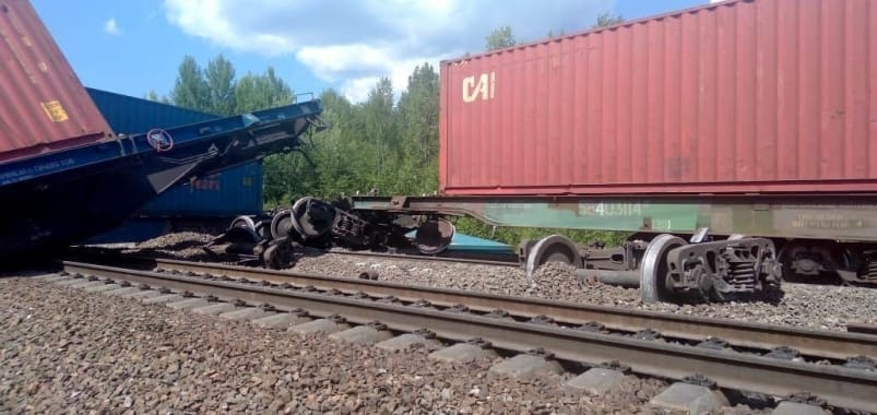 Ключевая транспортная артерия России на Восток остановила работу